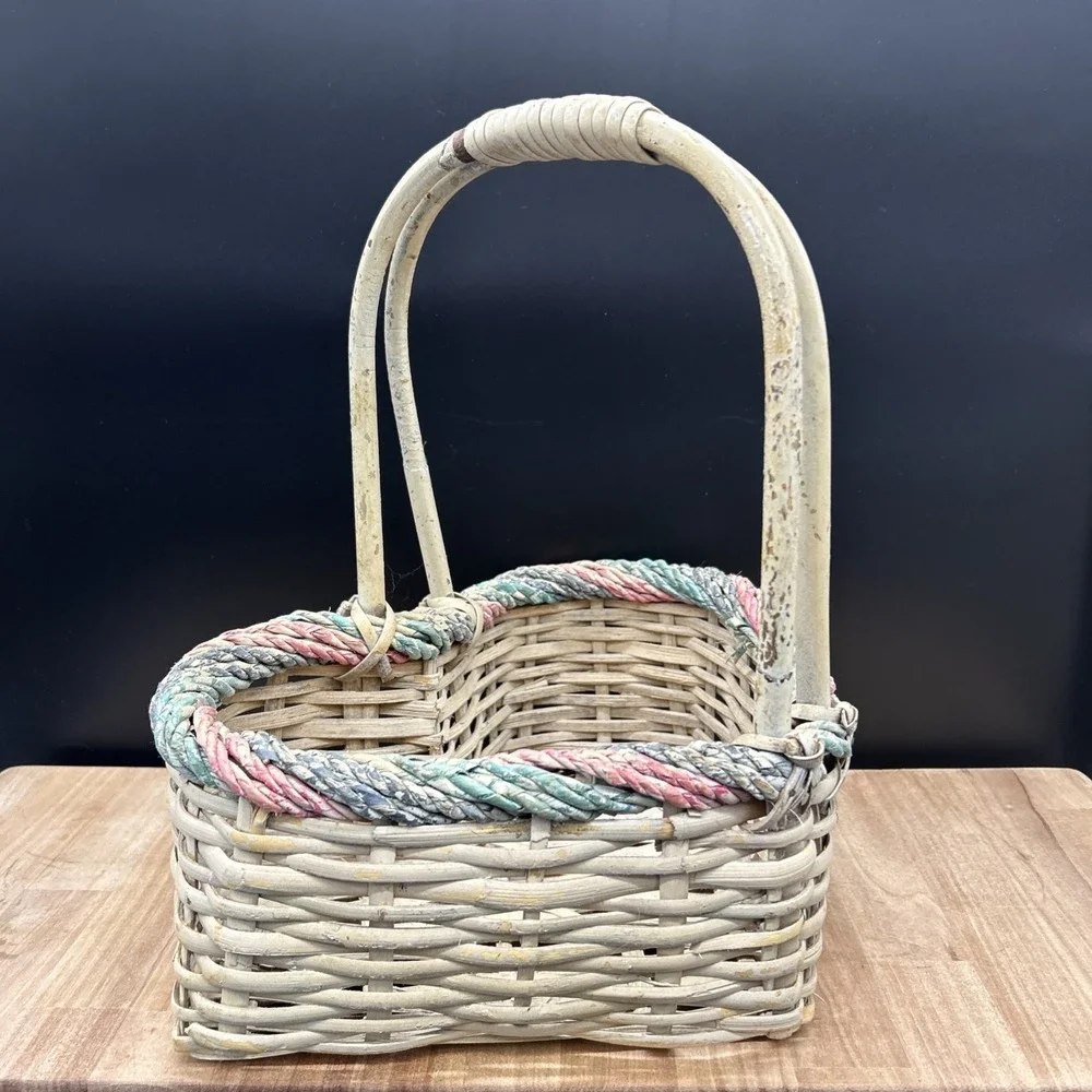 Vintage Heart Shape Woven Wicker Basket Colorful Pastel Rope Accent w/Handle 16
